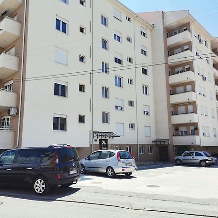 Apartman Vukota 2 Pirot Luaran gambar