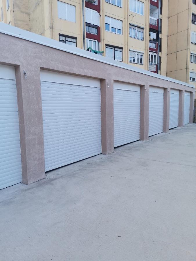 Apartman Vukota 2 Pirot Luaran gambar